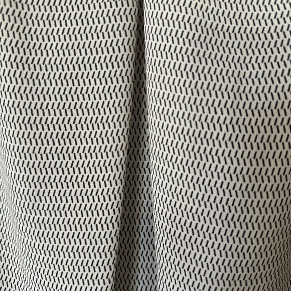 Liz Claiborne Career Blouse Top Small Size - Picture 3 of 8